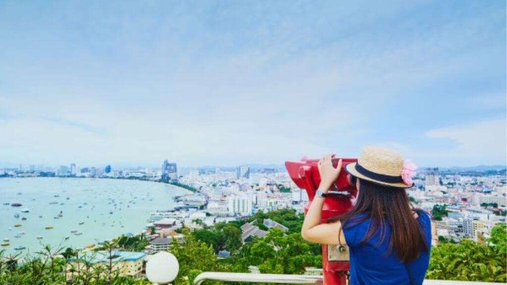 Ngắm thành phố Pattaya tại đài quan sát trên đỉnh núi Khao Phra Tamnak