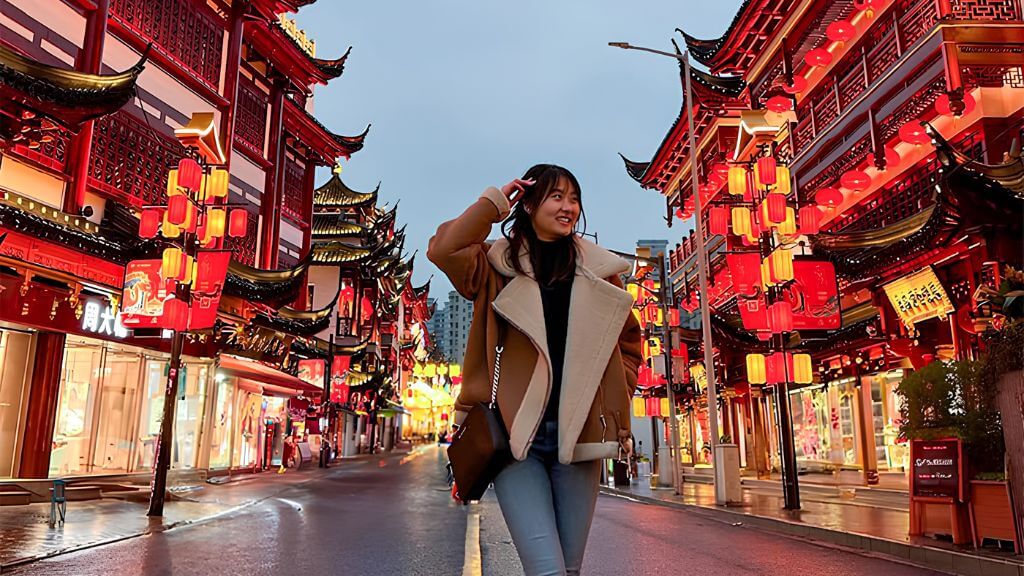 Check in Miếu Thành Hoàng – dấu ấn kiến trúc cổ kính giữa lòng Thượng Hải