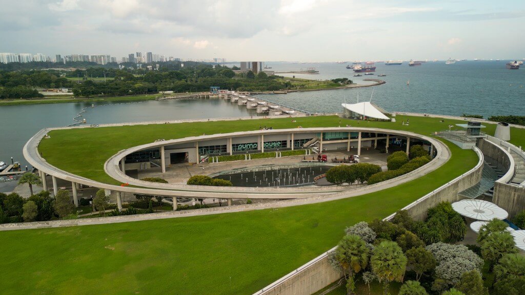 Toàn cảnh Marina Barrage công trình thủy lợi ấn tượng của Singapore