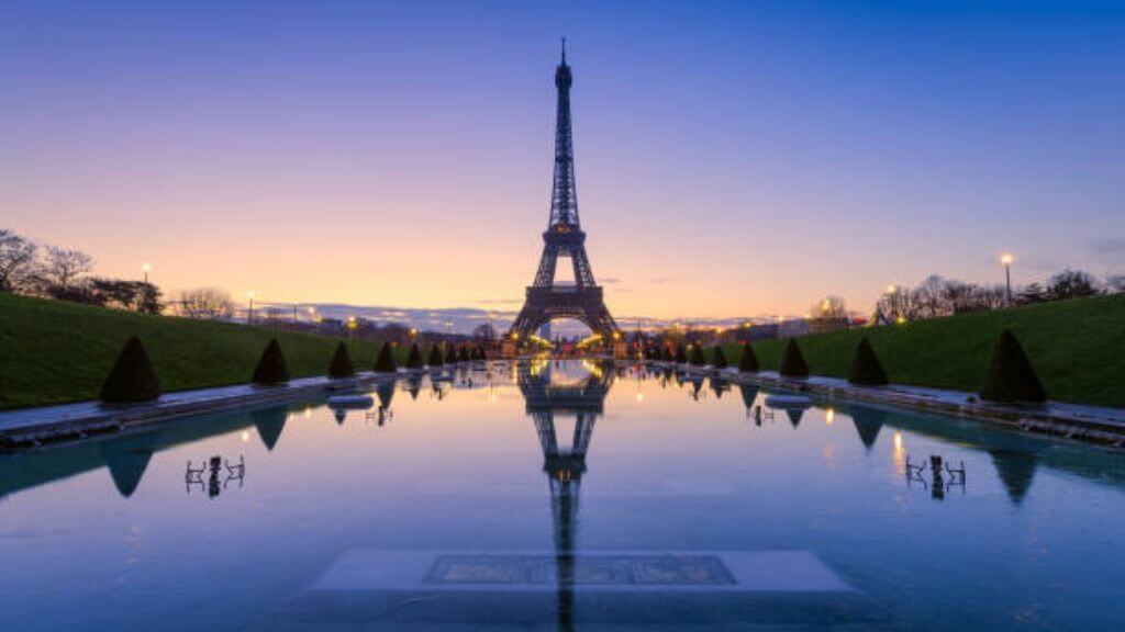 Quảng trường Trocadéro – Điểm ngắm Tháp Eiffel đẹp nhất với khung cảnh rộng mở.
