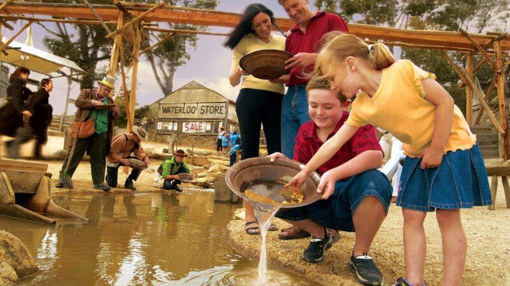 Khám phá thị trấn mỏ vàng Sovereign Hill nổi tiếng ở Úc