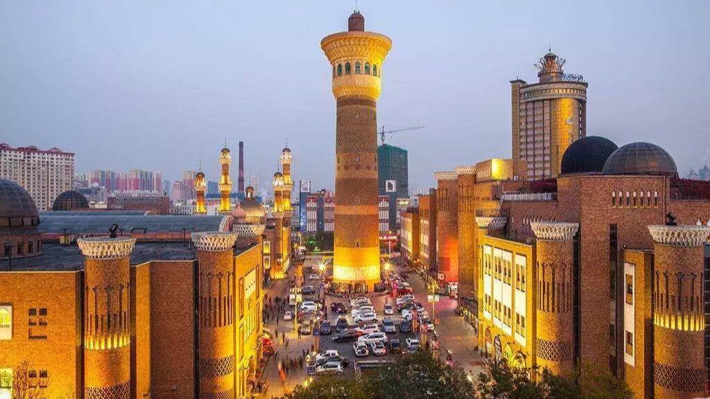 Khám phá Urumqi   Thành phố sầm uất của Tân Cương