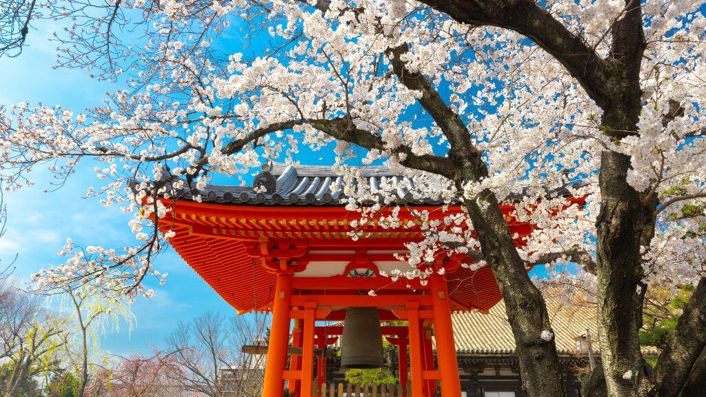 Đền Nezu cổ kính