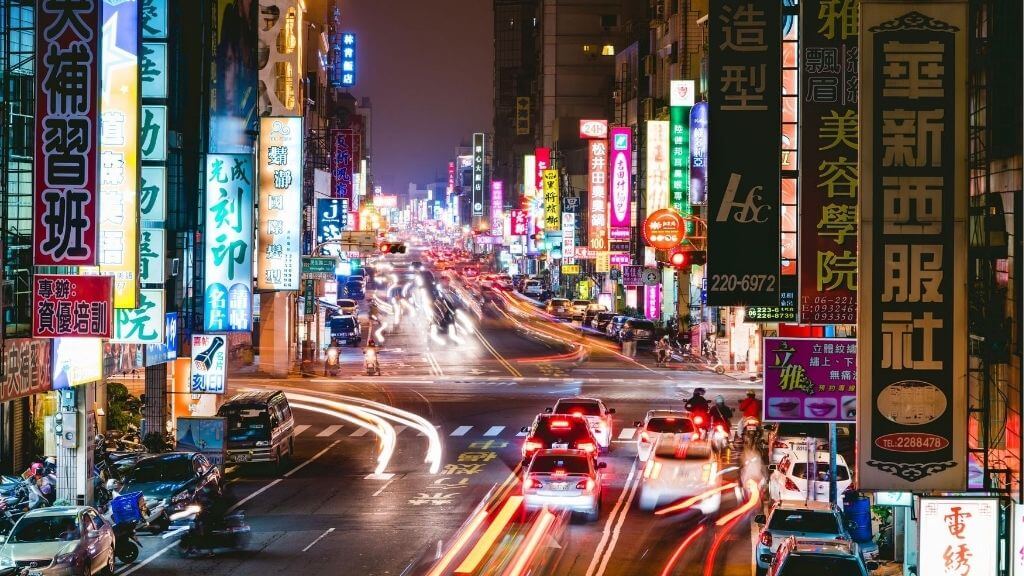 Toàn cảnh Đài Nam dưới ánh đèn rực rỡ về đêm