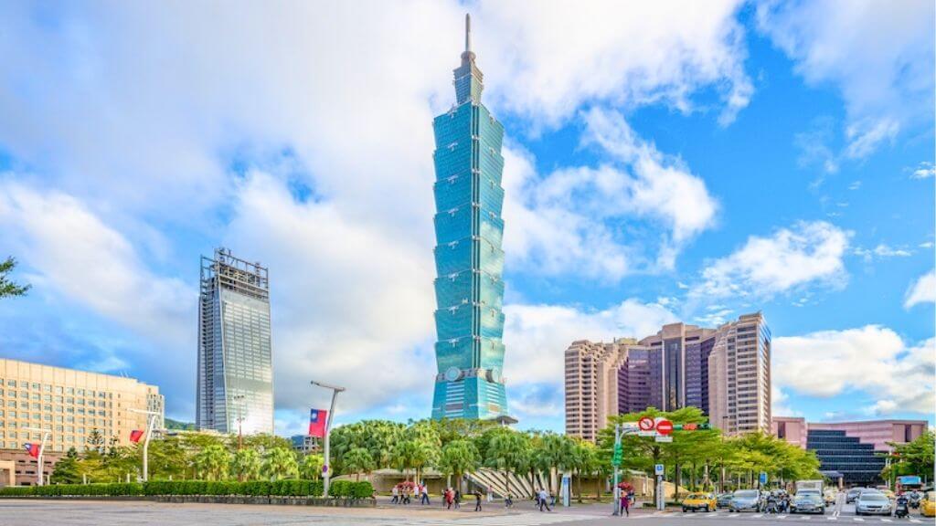 Check in tòa nhà cao nhất thế giới tại Đài Bắc