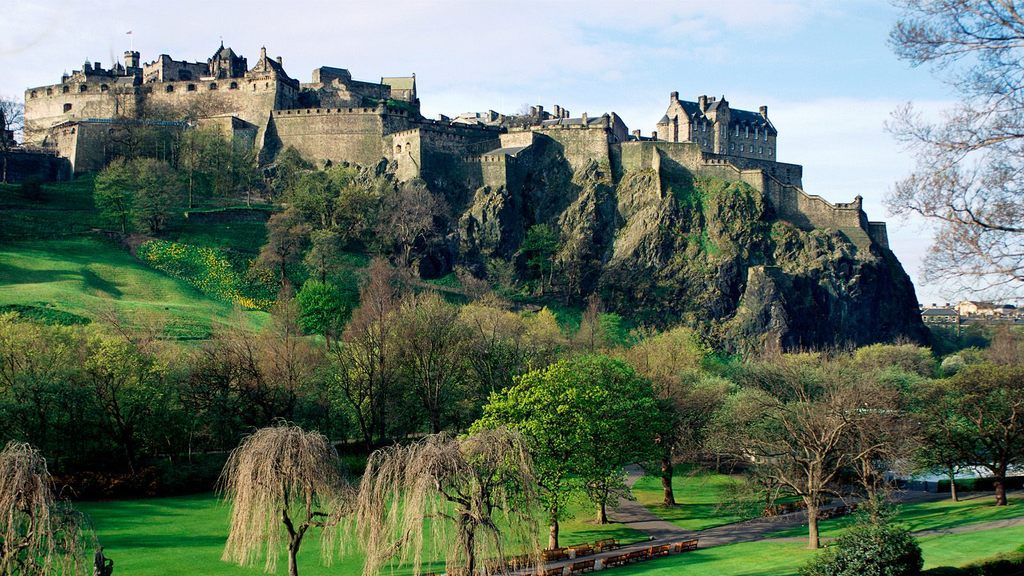Chiêm ngưỡng lâu đài Edinburgh