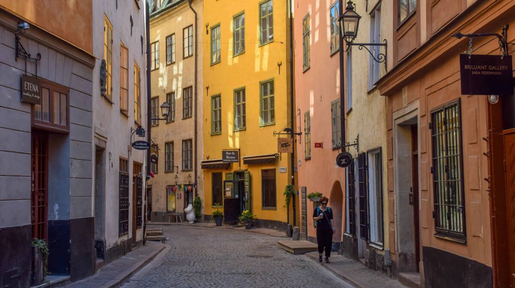 Tham quan phố cổ Gamla Stan kiến trúc trung cổ được bảo tồn nguyên vẹn