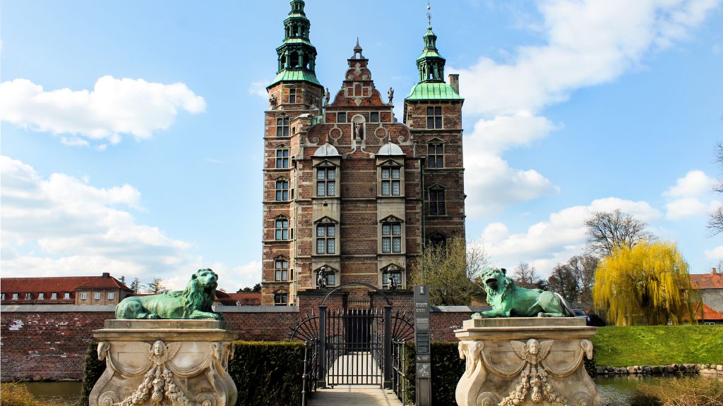 Lâu đài Rosenborg uy nghi