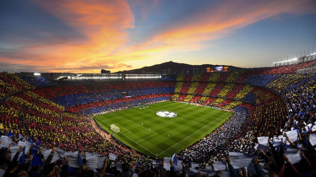 Sân vận động Camp Nou nổi tiếng ở Barcelona