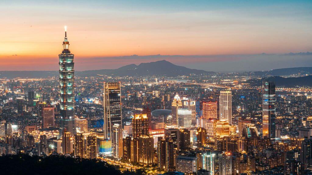 Chiều cao ấn tượng của Tháp Taipei 101