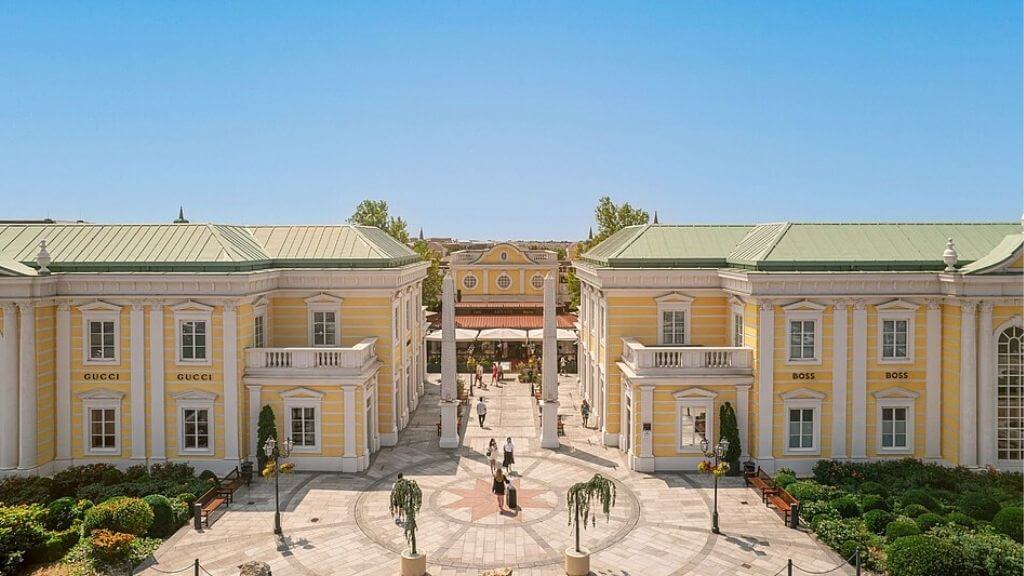 Trải nghiệm mua sắm tại McArthurGlen Designer Outlet Parndorf