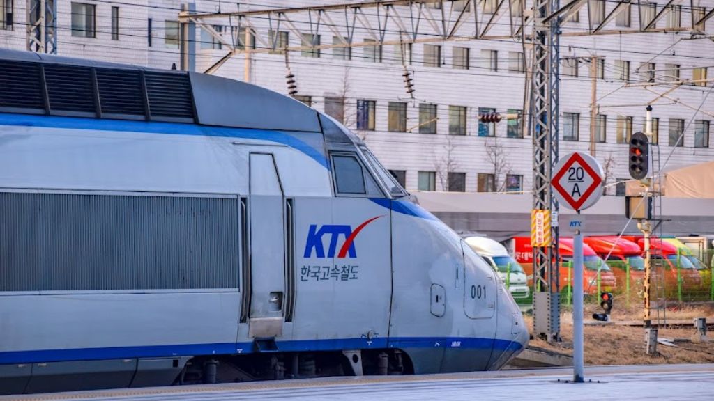 Trải nghiệm tàu cao tốc KTX