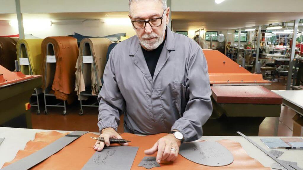 Tham quan xưởng da Pierotucci Leather Factory