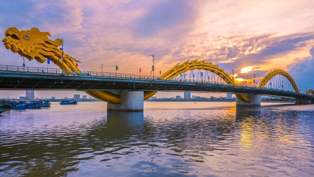 Biểu tượng văn hóa của thành phố Đà Nẵng - Cầu Rồng