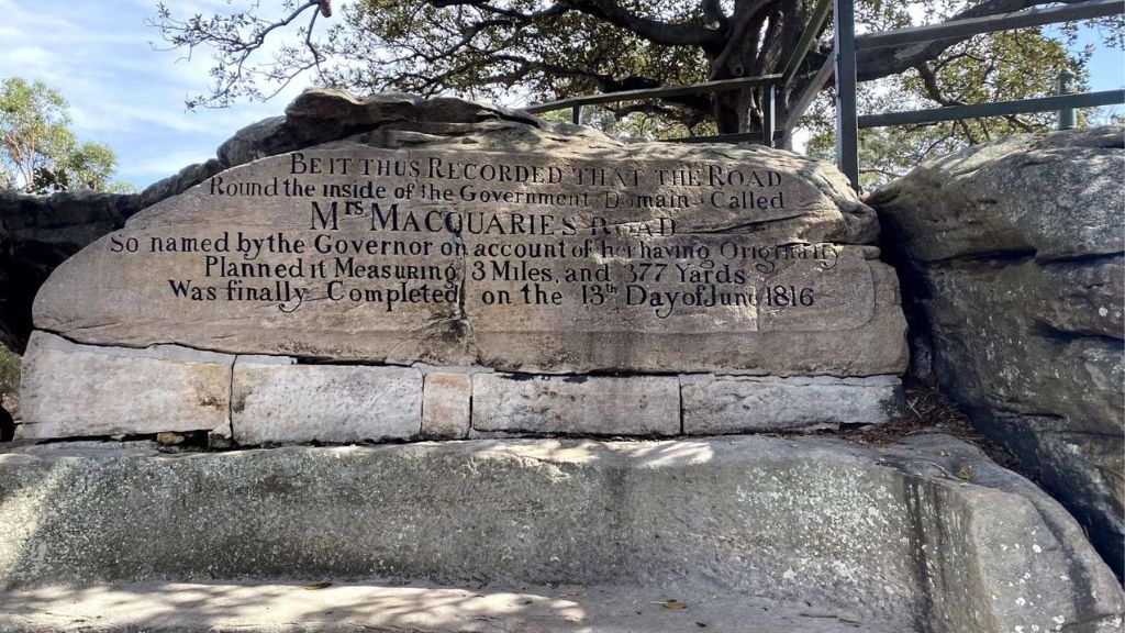 Tham quan Mrs Macquarie’s Chair