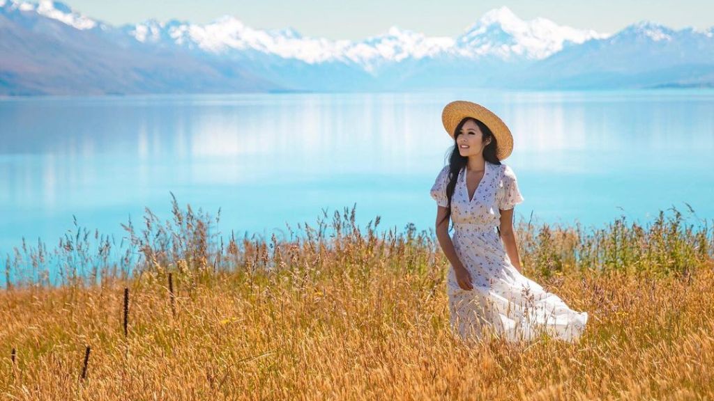 Du lịch New Zealand - Check in tại hồ nước Pukaki (@anniesbucketlist)