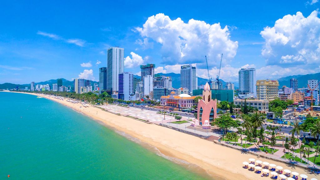 Toàn cảnh thành phố biển Nha Trang