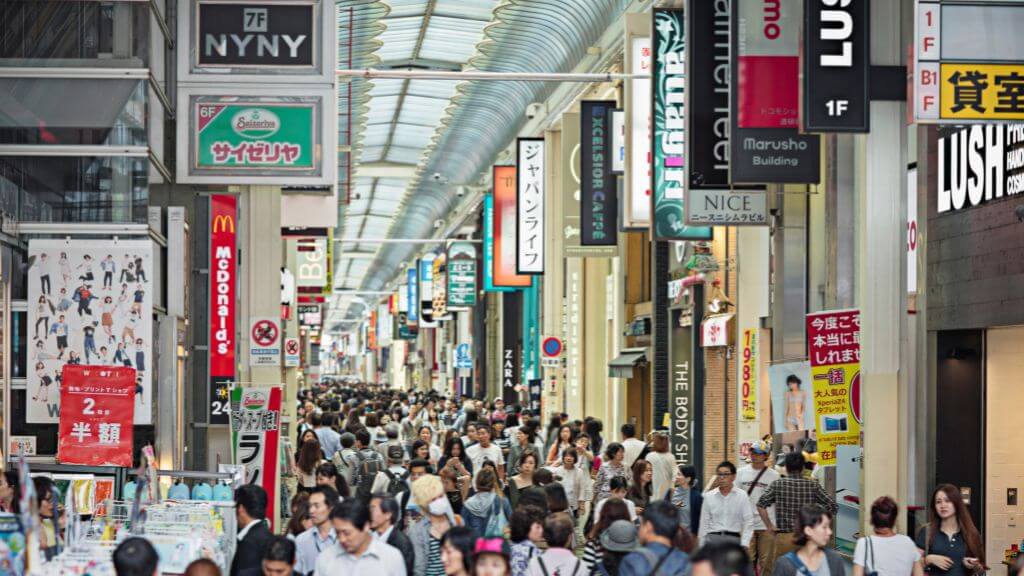 Đoàn tự do dạo phố và mua sắm tại Shinsaibashi & Dotonbori