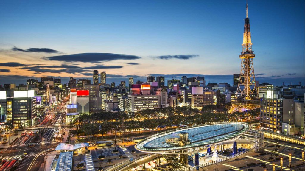 Thành phố công nghiệp Nagoya về đêm