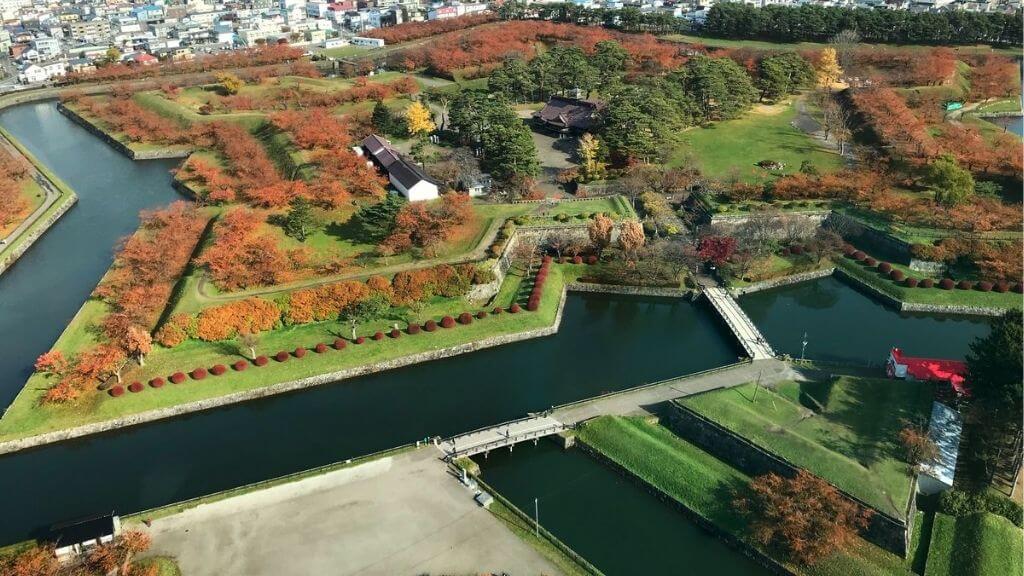 Tháp Goryōkaku Hakodate – nơi ngắm pháo đài hình sao giữa mùa lá đỏ