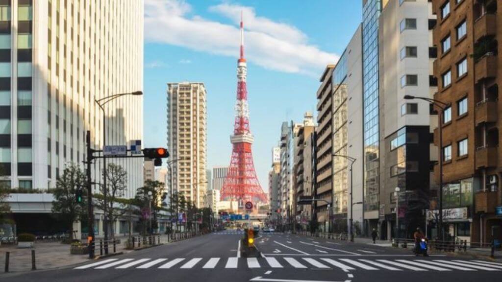 Ngắm nhìn toàn cảnh thành phố từ Tháp Tokyo