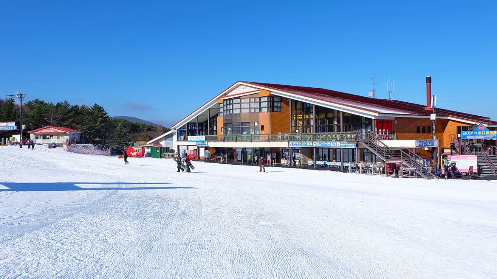 Khu Nghỉ Dưỡng Trượt tuyết Fujiten Snow Resort