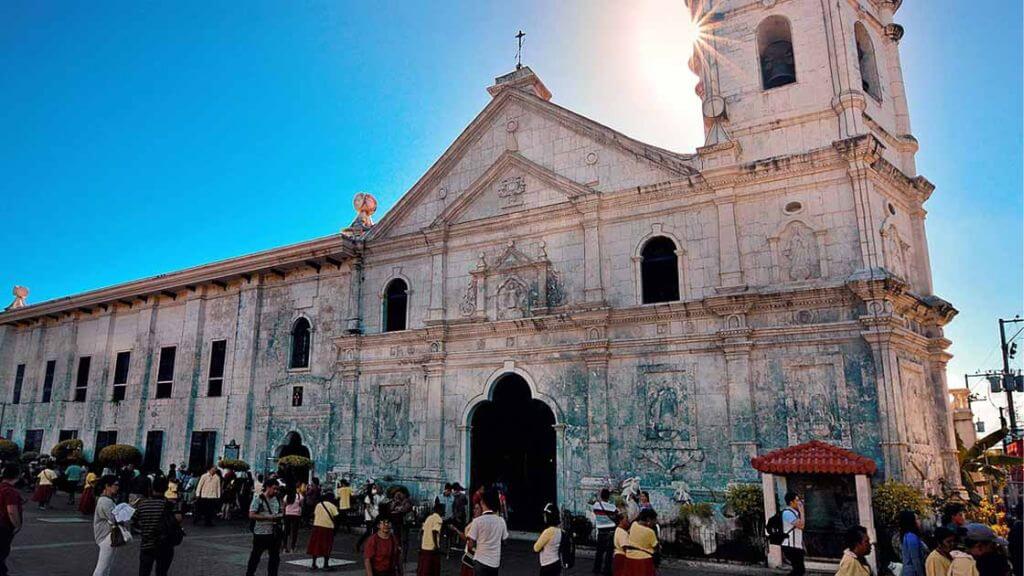 Basilica del Santo Niño Minore Cebu là nhà thờ Công giáo cổ kính và linh thiêng nhất tại Philippines