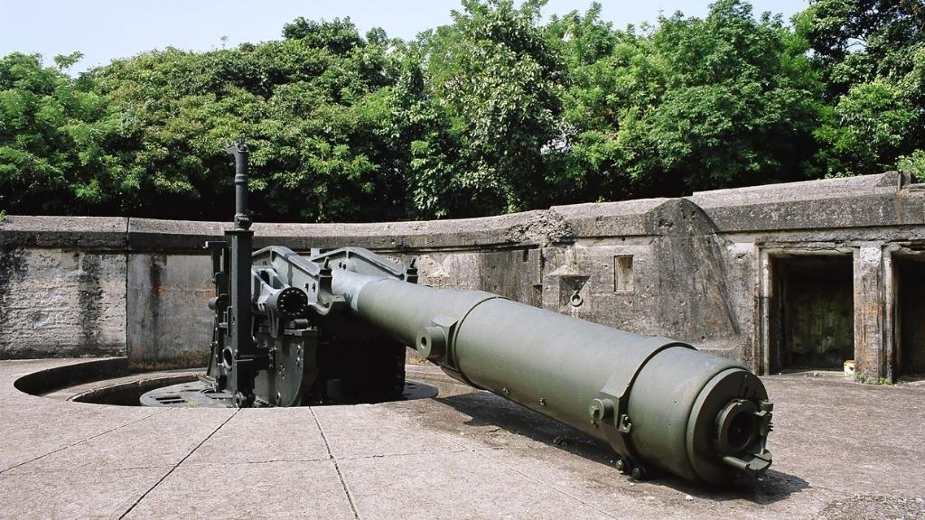 Pháo thần công từ thế chiến 2 tại đảo Corregidor