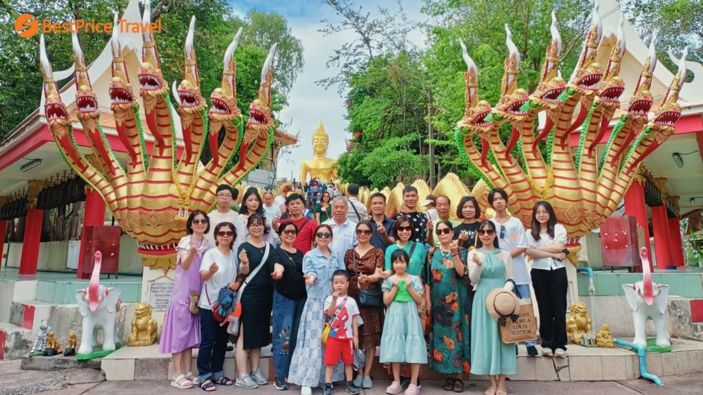 Du lịch Thái Lan check in chùa Phật Lớn