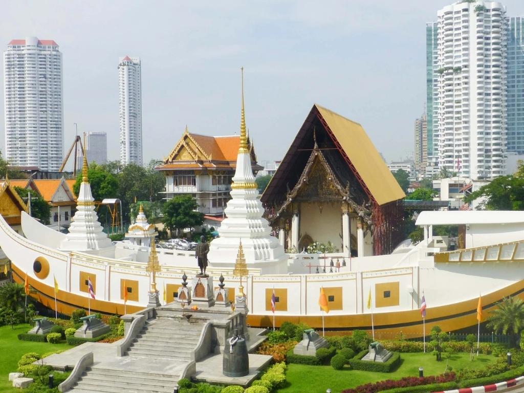 Kiến trúc chùa Wat Yannawa