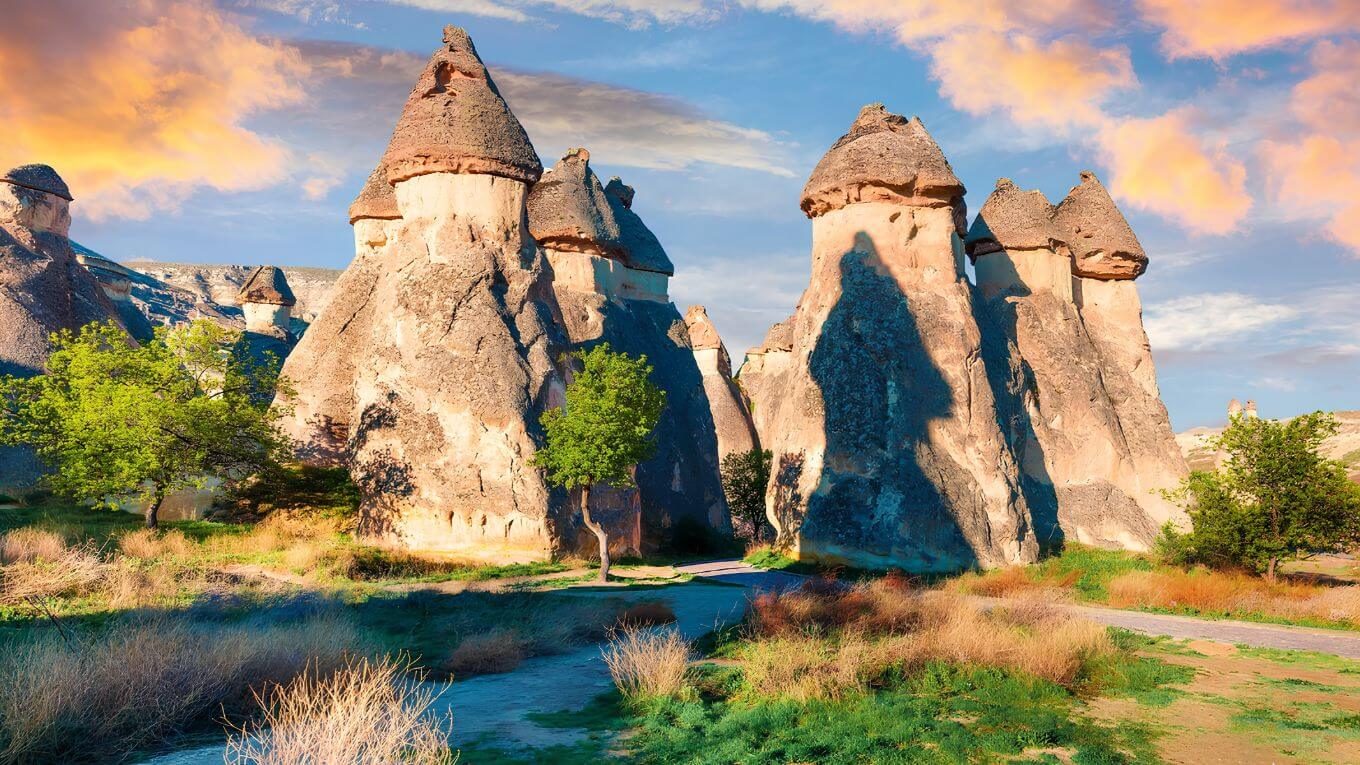 Pasabag Fairy Chimneys, kiệt tác tự nhiên với hình dáng nấm đá có một không hai