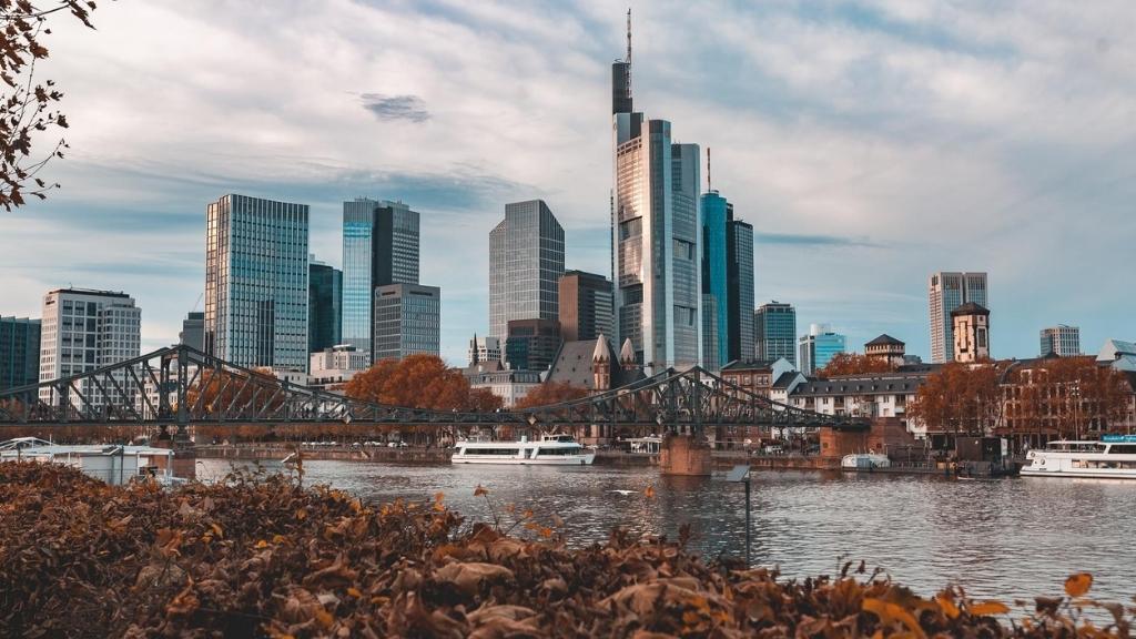 Thành phố Frankfurt - trung tâm tài chính lớn nhất Châu Âu