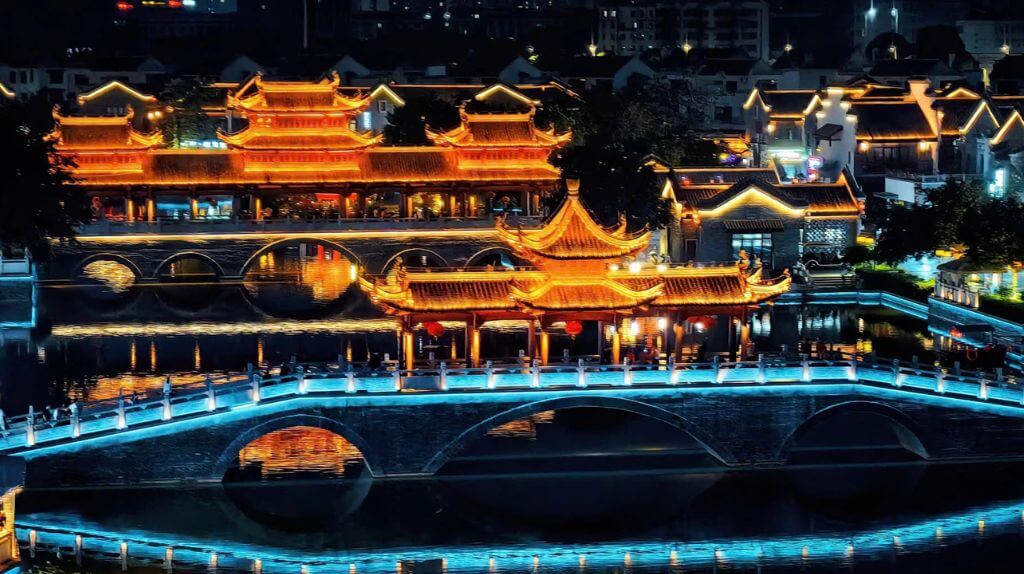 Nam Ninh về đêm