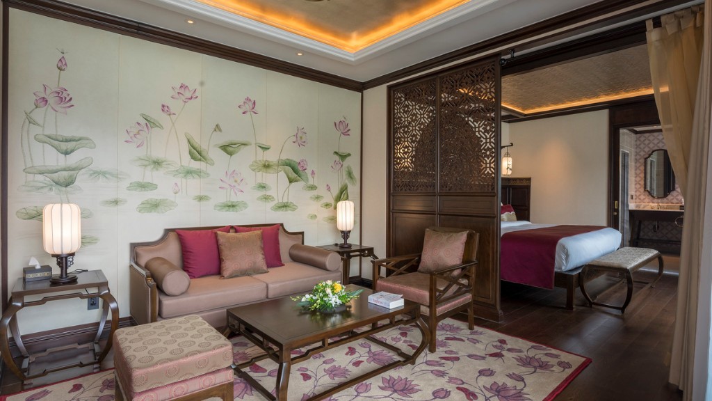 Phòng Regency Suite (Pure Lotus) với thiết kế siêu tinh tế