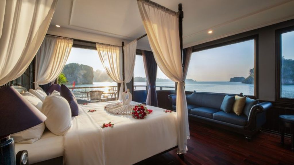 Honeymoon Suite With Terrace   VIP