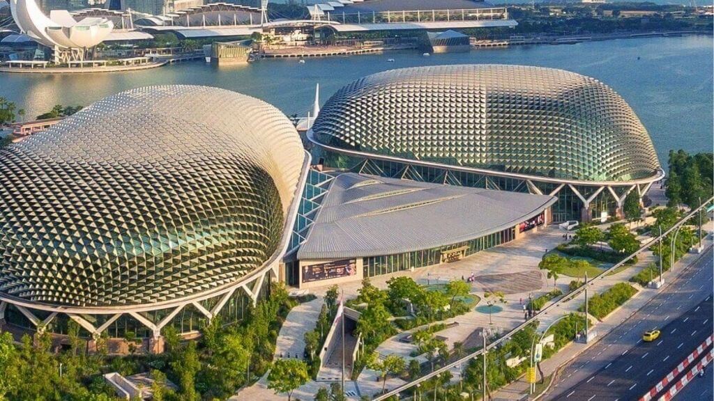 Nhà hát Esplanade với kiến trúc vỏ sầu riêng độc đáo