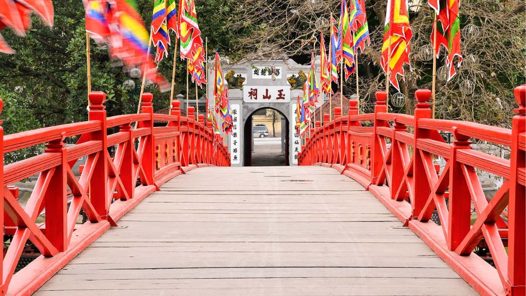 The Huc Bridge leading to Ngoc Son Temple