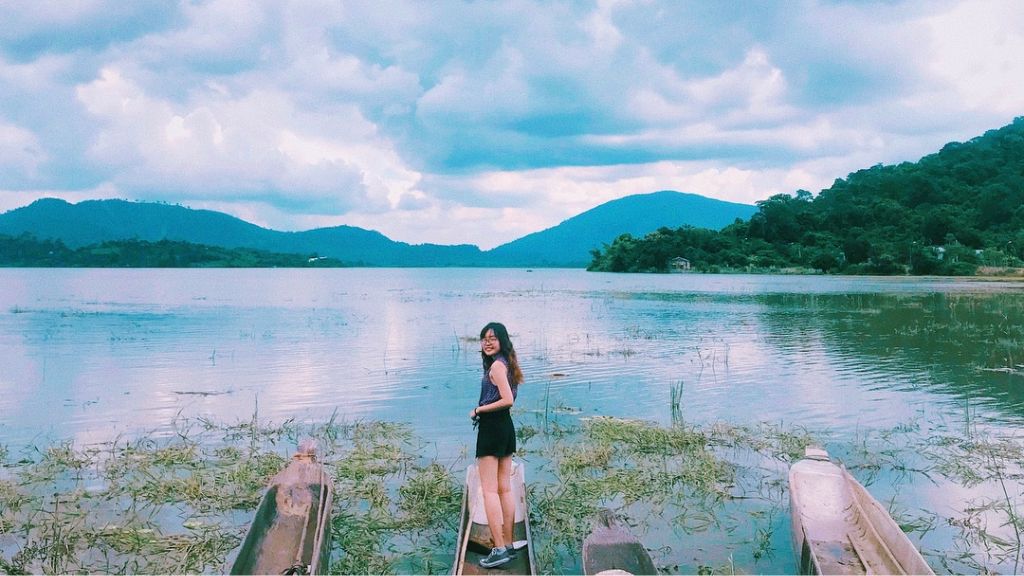 Check-in tại Hồ Lắk đẹp thơ mộng
