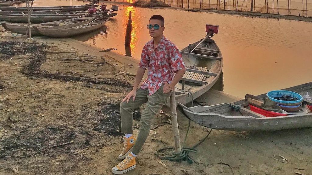 Hoàng hôn tại Đầm Chuồn Huế