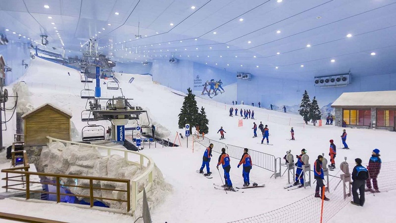 Công Viên Tuyết Trong Nhà Lớn Nhất Thế Giới Ski Dubai