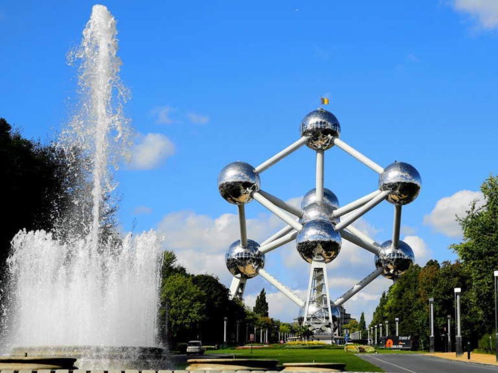 Mô hình Atomium, - Biểu tượng độc đáo tại thủ đô Brussels