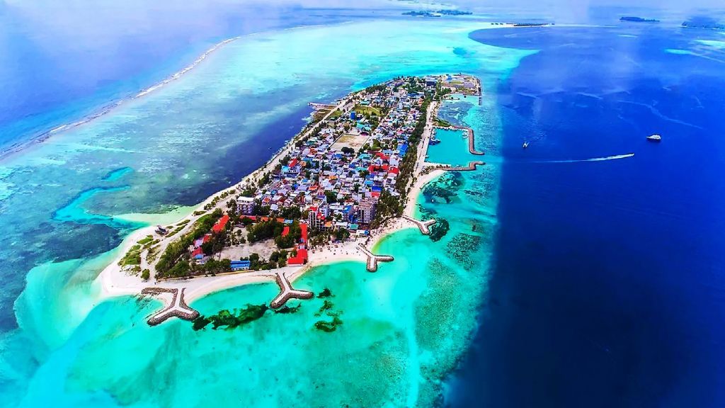 Toàn cảnh Đảo Maafushi xanh thẳm