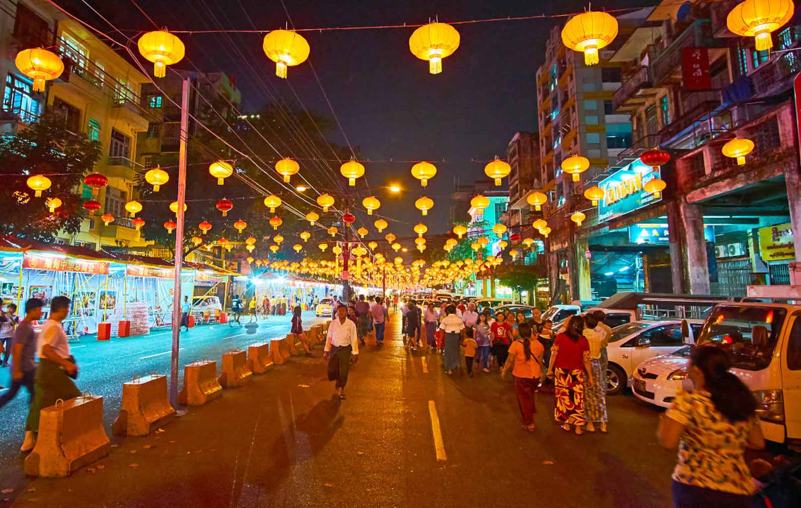Chợ đêm Yangon