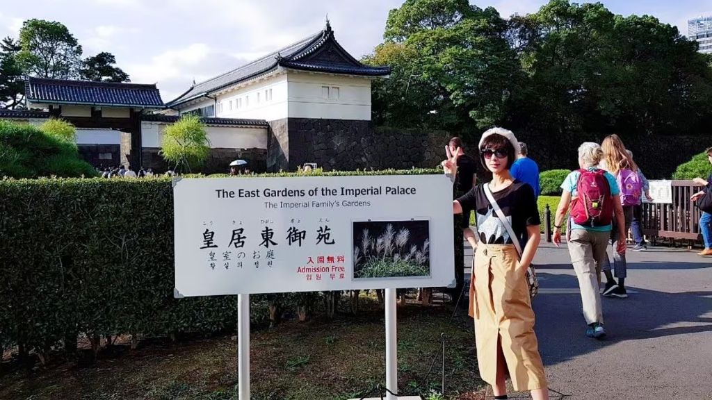 Check in tại cung điện Hoàng Gia Nhật Bản uy nghi