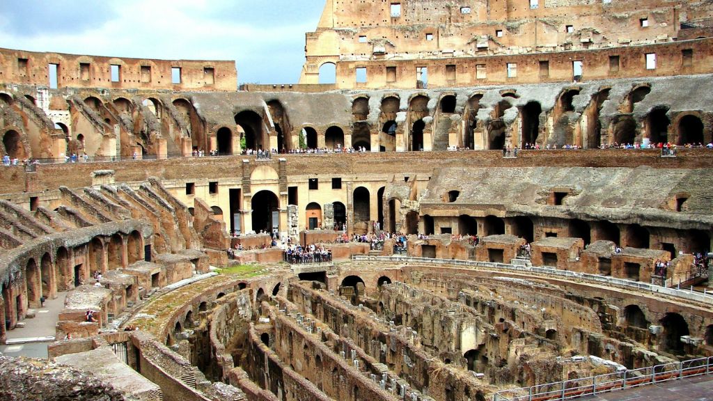 Đấu trường Colosseum hoành tráng