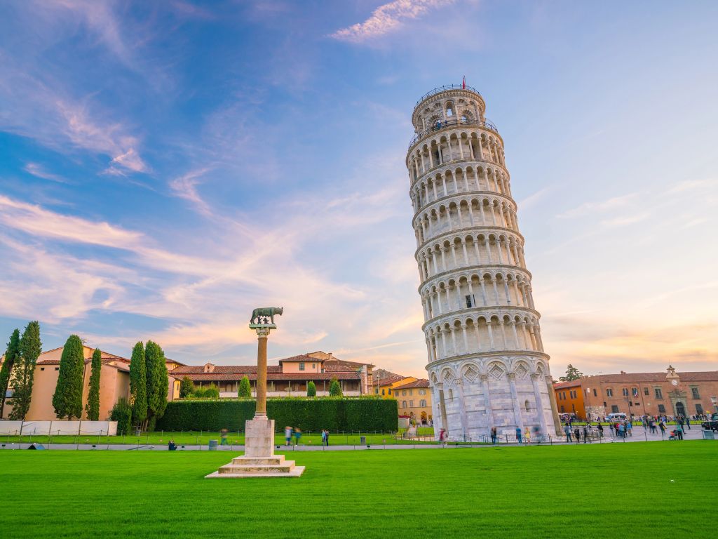 Tháp nghiêng Pisa - Biểu tượng nước Ý