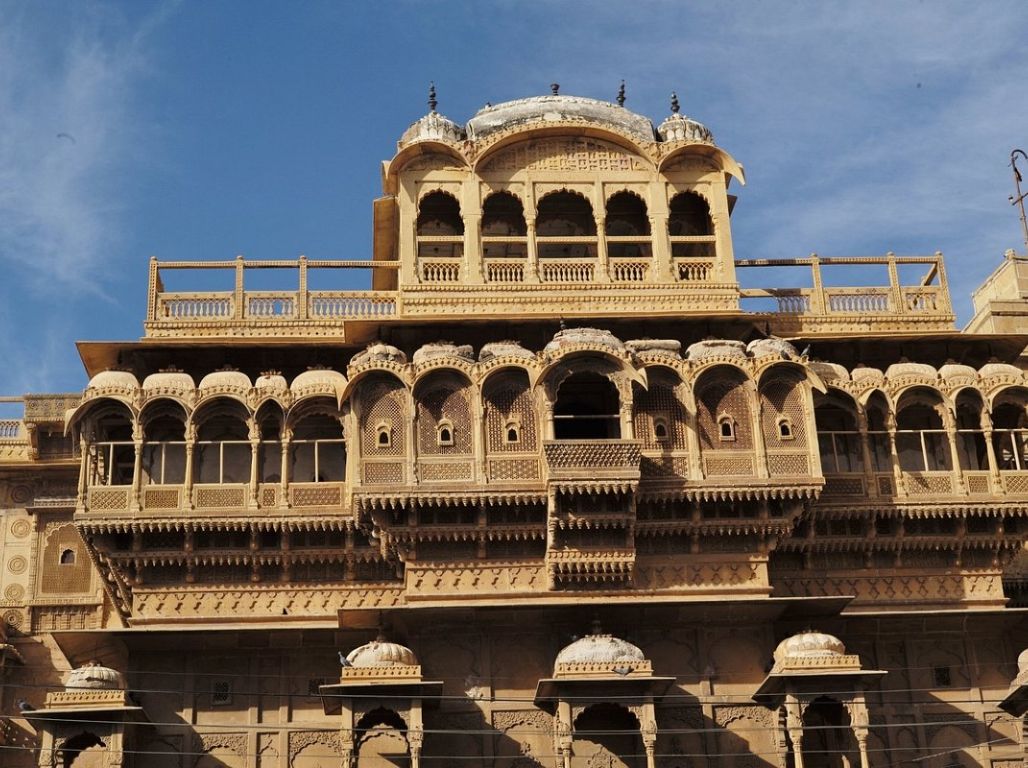 Khu Maharaja’s City Palace