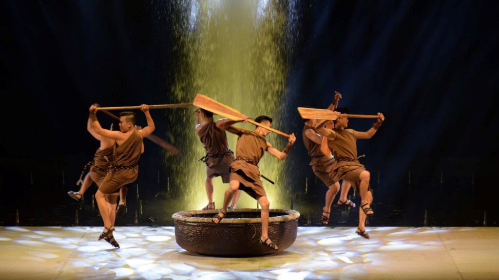 Ấn tượng show diễn nghệ thuật Fishermen Show – Huyền Thoại Làng Chài
