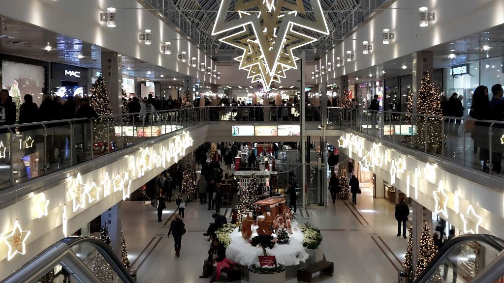 Olympia Shopping Center  - Không gian mua sắm rộng lớn với nhiều thương hiệu và dịch vụ