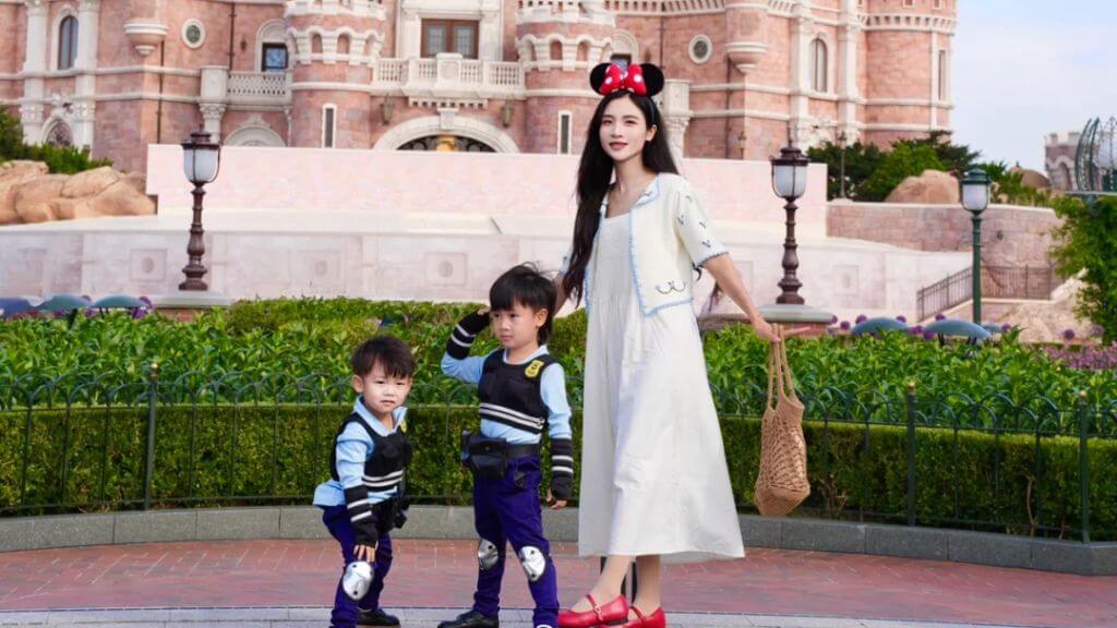 Quý khách lựa chọn tham quan Shanghai Disneyland